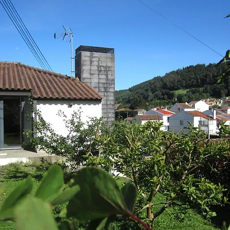 Haus Mit Moderner Ausstattung Und Veranda
